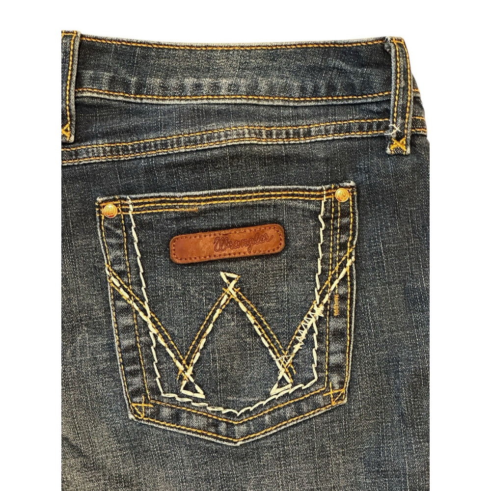 Wrangler Bootcut Jeans Raw Hem Womens 15/16 X 34 Mid-Rise Zip Distressed Denim - Picture 4 of 16